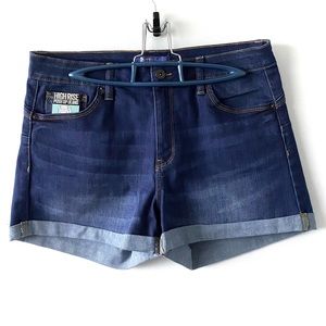 🛑SOLD🛑NEW Wax Jeans High Rise Stretchy Dark Denim Shorts Size Large